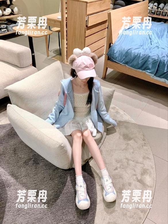 17吃瓜 17吃瓜发布:一边在线吃瓜,一边渡过迷茫的下午,不想多说。