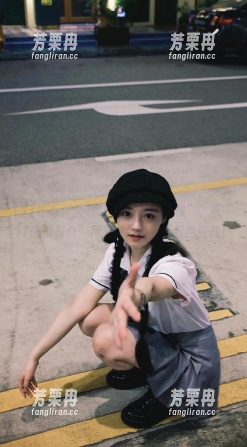 疯狂的“吃瓜路线”，在“17吃瓜群众”网站你绝对想不到的花样！