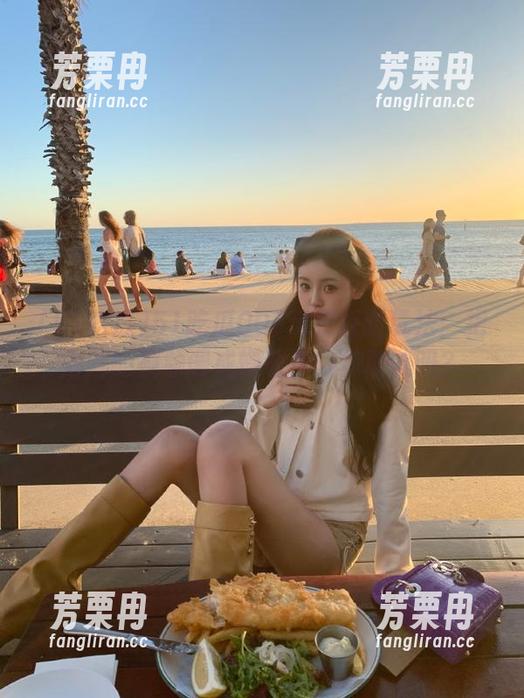 51吃瓜 51吃瓜007苹果版新玩法:把娜娜的视频调成慢动作,你敢试吗?