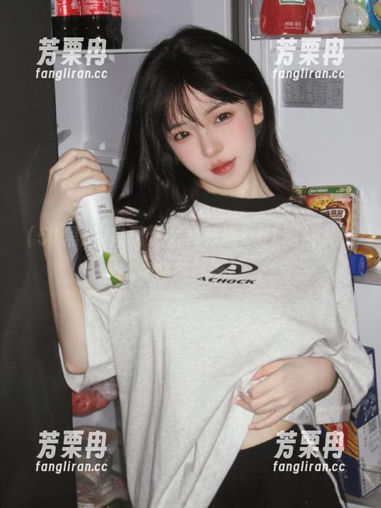 官网怎么只有黑？51黑料入口等你来探索！