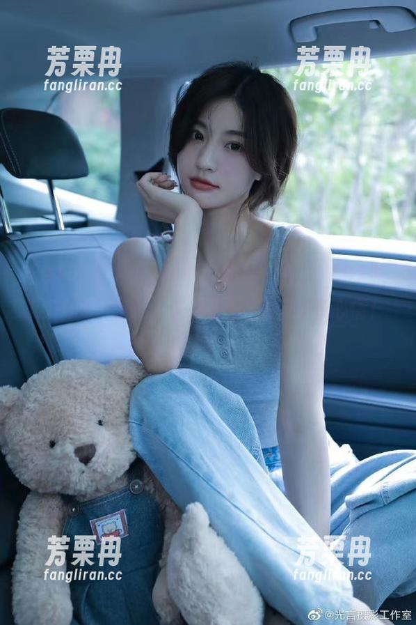 91吃瓜中心 不要问我如何使用“91吃瓜中心”导航,关键是你得搭配好心情!哈哈。