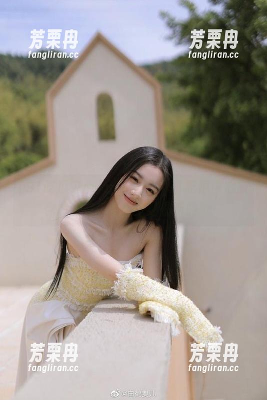 91吃瓜中心 分享一把,91吃瓜中心教你怎么在瓜田里挖到最新的瓜!