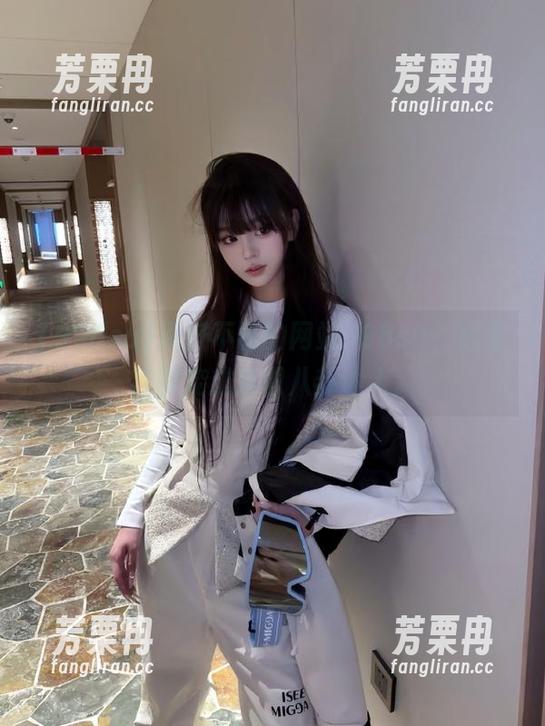 998su 说好不看的网站998su,结果我却变成兼职八卦达人。