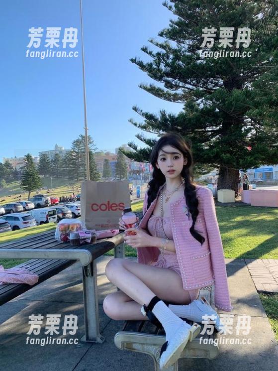 www.51 网址的狂欢:每次上www.51cg.fnu,我都怀疑自己是不是在看综艺!