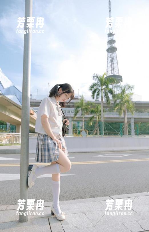 看看大家都在“永不迷路”，可我只想在www.51cnm里放飞自我，哈哈！