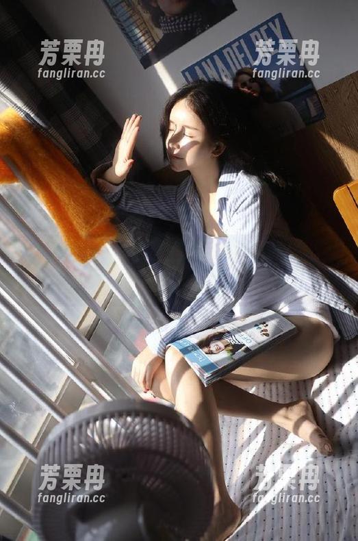 免费吃瓜网 来这里,瓜从天而降!“免费吃瓜网”直达你的好奇心~
