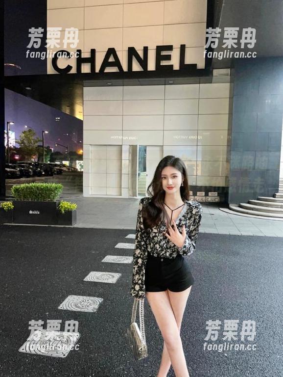 吃瓜不打烊 92吃瓜不打烊?永不迷路的都是些“智慧型吃瓜群众”,不怕感情走偏。