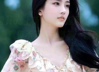 ios上新出的吃瓜网app，果然是刚下载就停不下来的节奏，咳咳…可能要靠瓜活过冬了。