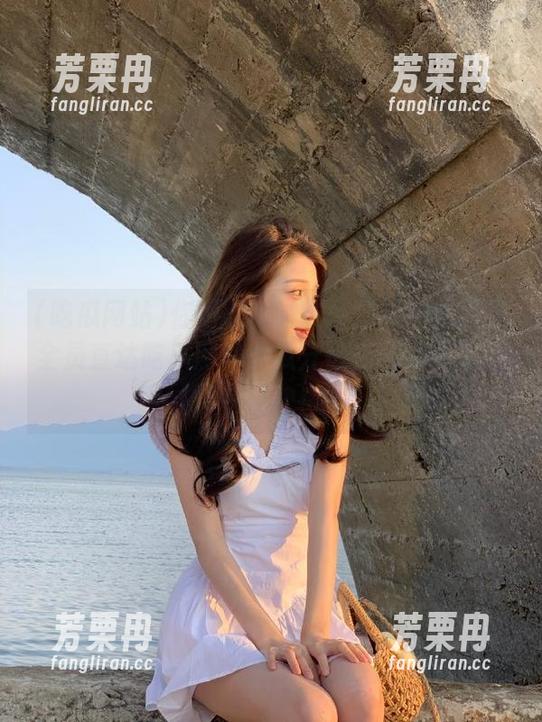 吃瓜网站 你可曾见过抖音快手的网红们全员直达吃瓜网站,瓜分热点就像剥凉皮一样快!