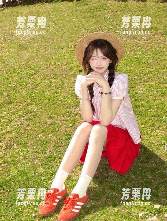 国产黑料 头条免费送瓜,这是国产黑料里的“瓜畔风云”,渴望更大更甜哦!