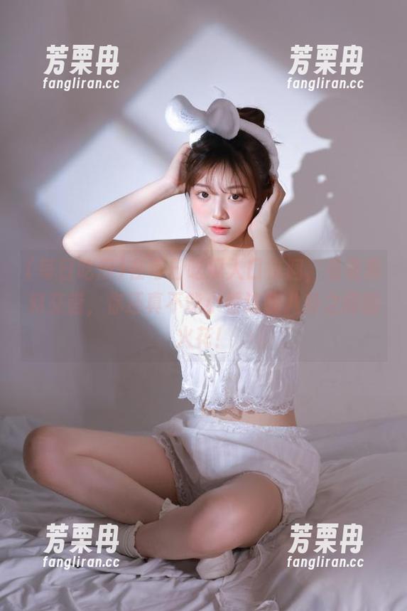 每日吃瓜 在每日吃瓜入口徘徊,看着黑料交错,你还真不能小看这些八卦之间的火花!