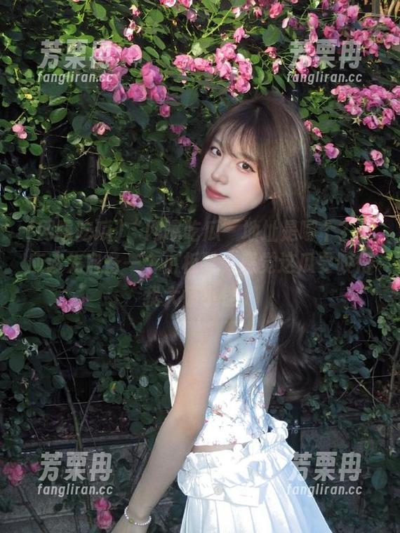 网曝吃瓜 “网曝吃瓜”地址是哪个?我应该先自备一个小板凳,感觉这瓜要咬得我大惊小怪。
