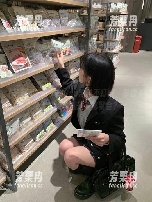 黑料不打烊 998su黑料不打烊,却找不到地址,难道是隐秘聚会?
