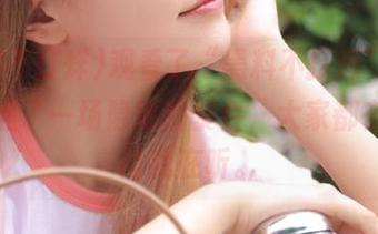 观看了“黑料不打烊”，就像参加了一场隐秘的聚会，大家都在低语而我在听。