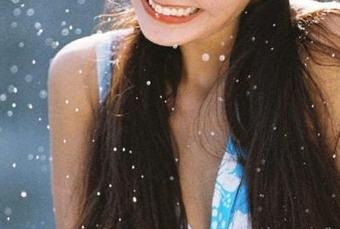 下载黑料不打烊，像个吃瓜专业户一样，随时掌握爆的内幕，一点也不尴尬哦。