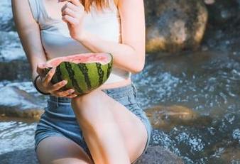坐在在线，黑料不打烊zztt18，明天的乐趣又等着我！