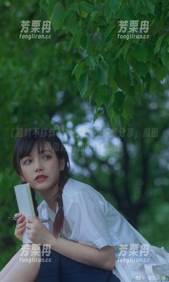 快来黑料不打烊分享，瓜田里隐约响起的窃窃私语