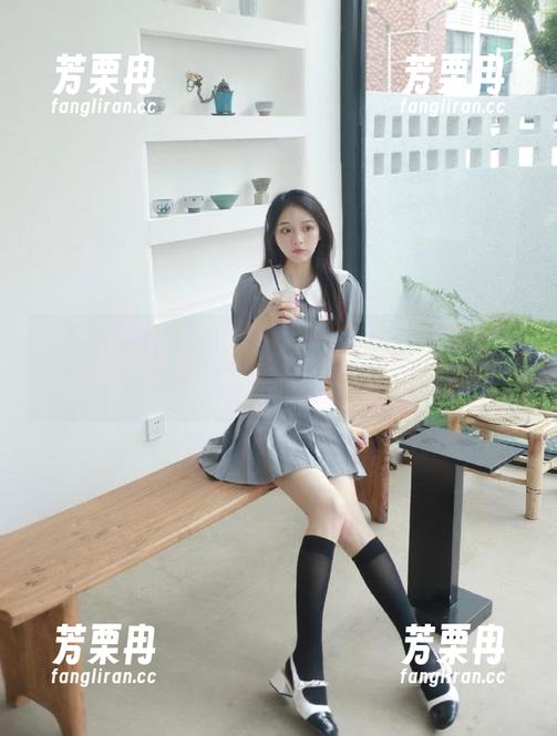 黑料不打烊 黑料不打烊发布:今晚的瓜太甜,我差点掉进八卦的坑里!