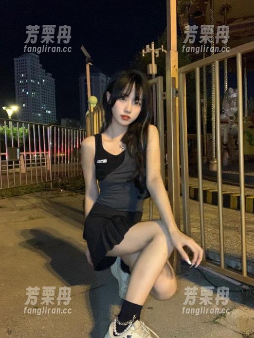 黑料吃瓜网址免费入口大放送，别怪我没提醒你，这地方可危险哦