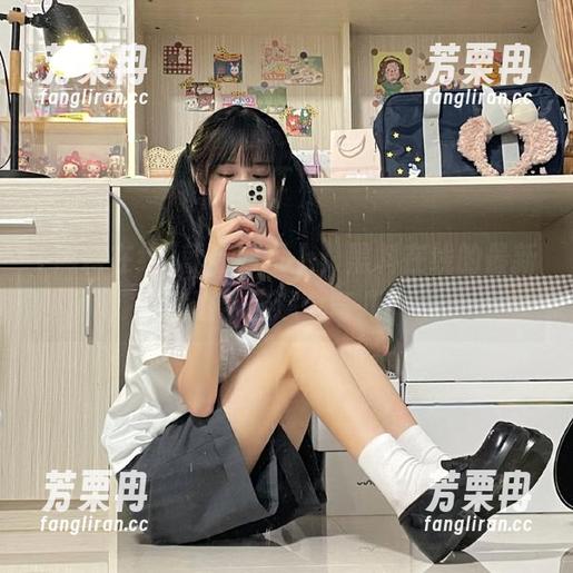黑料在线 就在网页上,黑料在线的最新剧透带你遛个弯儿!