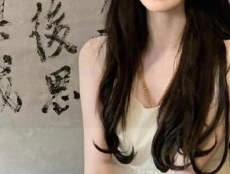 下载“黑料正能量”，帮你从好莱坞的白莲花中看真面目