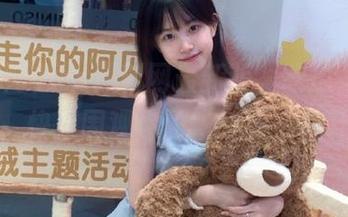 ios黑料网最新版，吃瓜不再单调，快来围观你的‘奇葩’八卦！