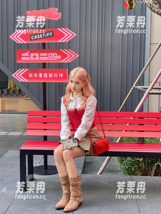 黑料网 黑料网,那个入口,就像是个无法阻挡的吸引力