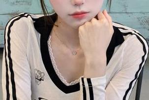 “黑网料”又更新了，竟然是些离谱的八卦，果然刷久了无聊起来